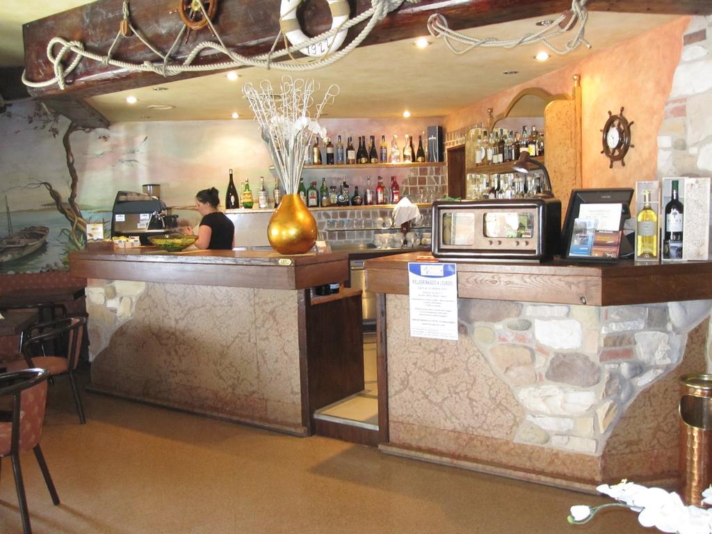 Locanda Ferrari Goro Kültér fotó